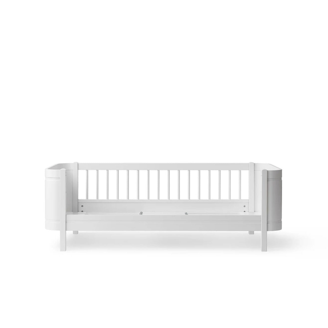Oliver Furniture Wood Mini+ Junior Bed - White