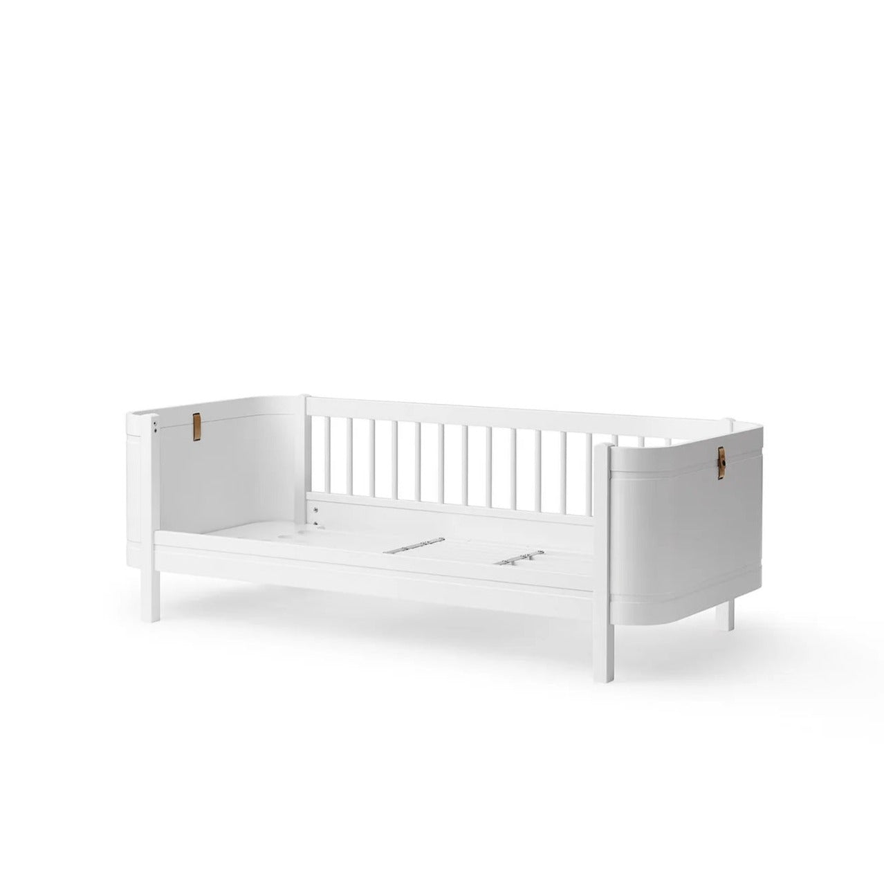Oliver Furniture Wood Mini+ Junior Bed - White