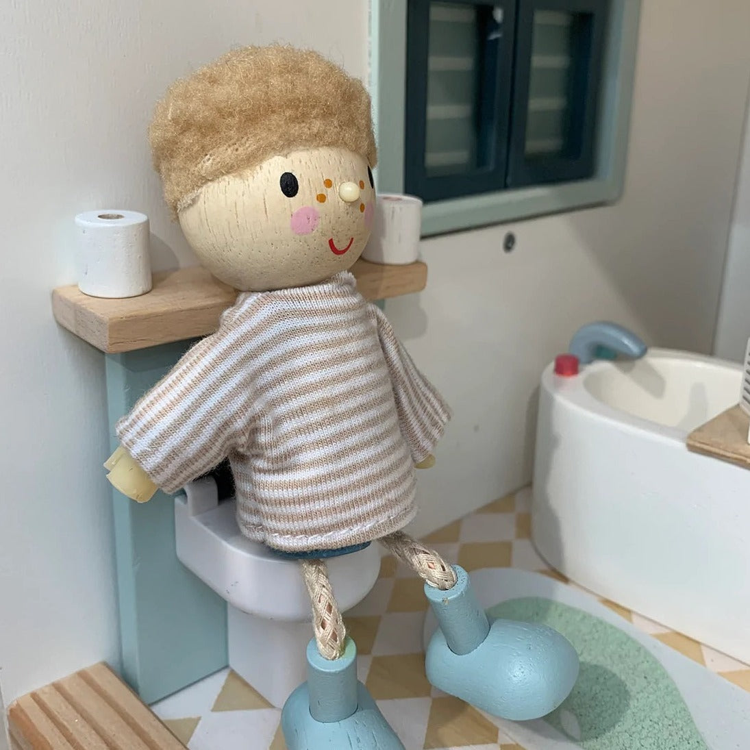 Tender Leaf Toys Dolls House Bathroom Furniture