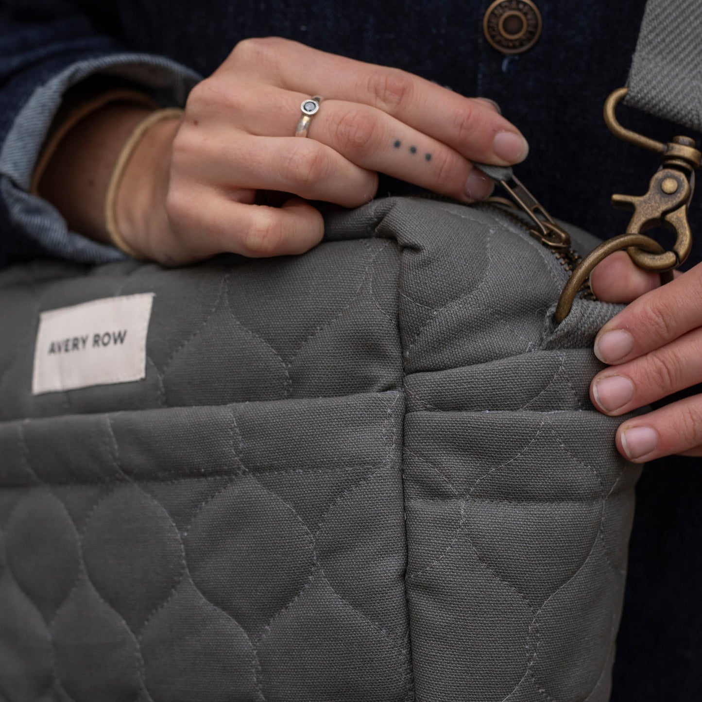 Avery Row Pram Organiser Bag - Flint