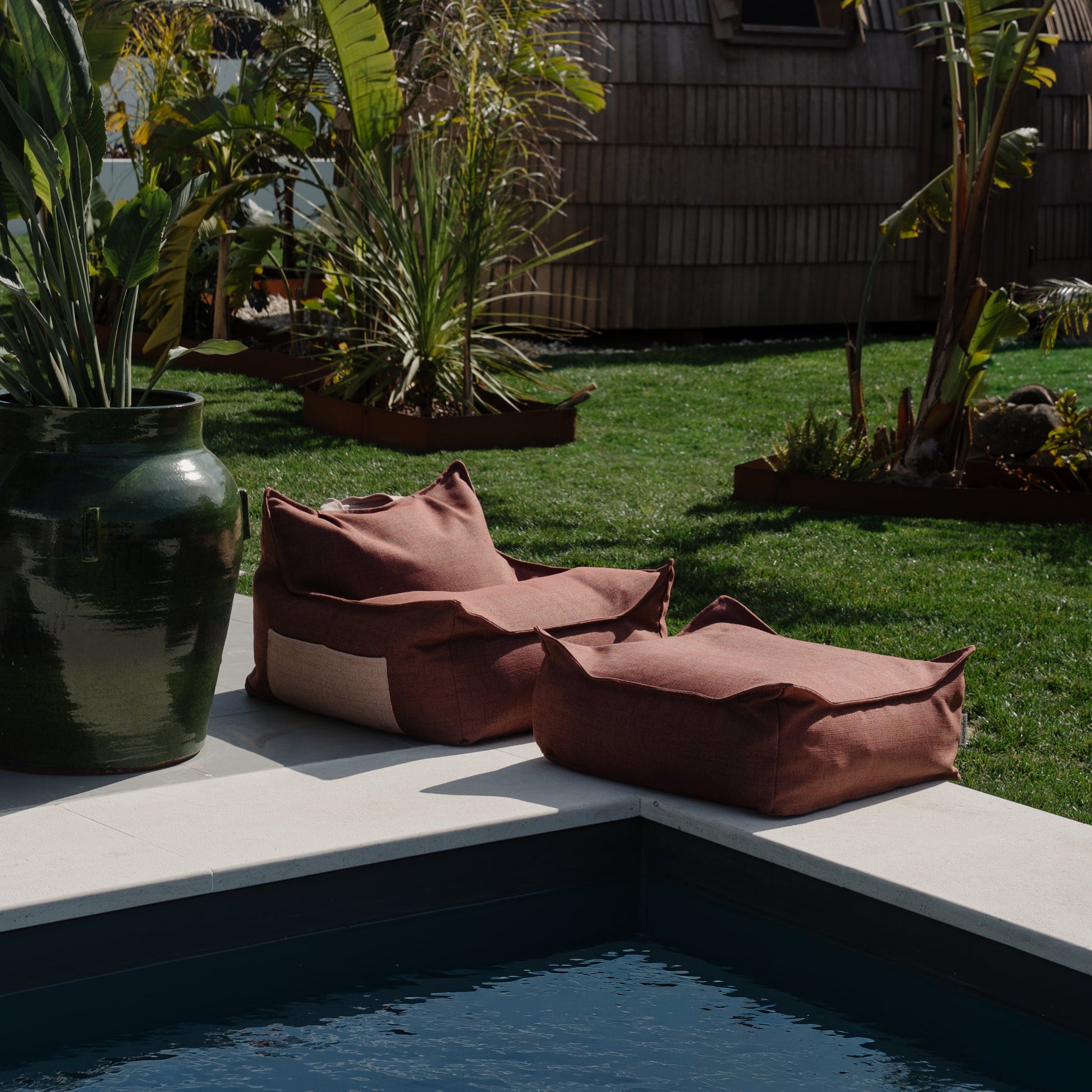 Wigiwama Outdoor Beanbag Chair - Pomegranate