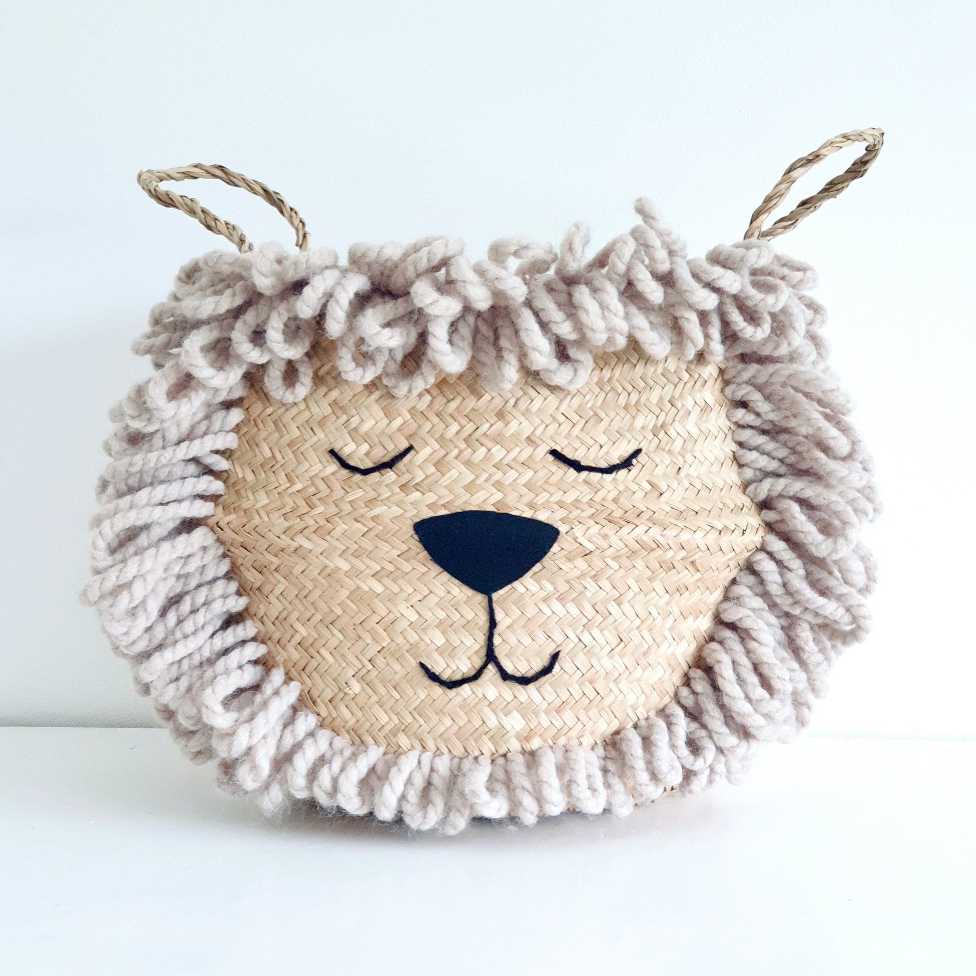 Bellybambino Natural Lion Seagrass Basket - Medium