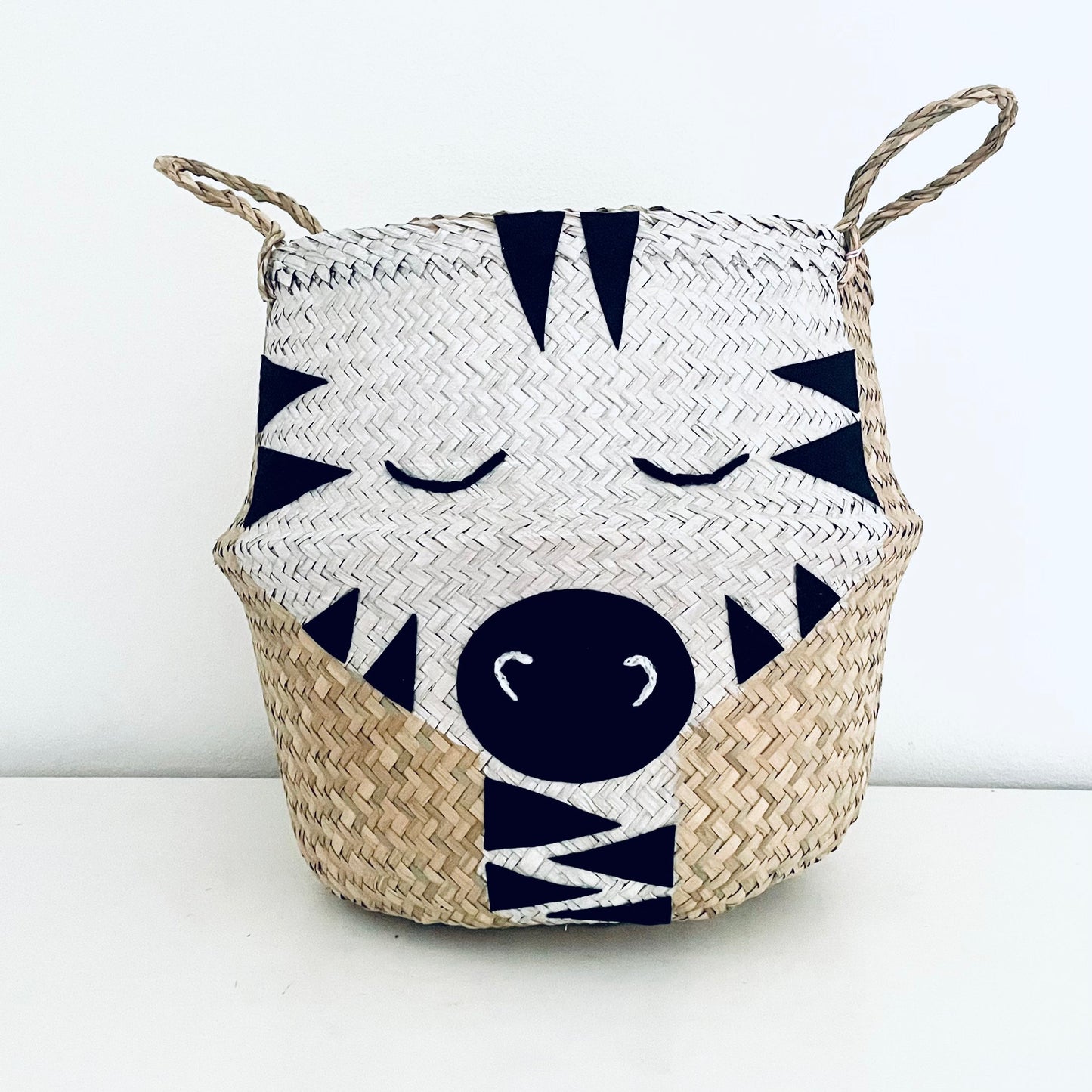 Bellybambino Zebra Seagrass Basket - Large