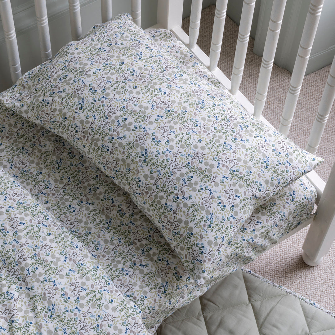 Avery Row Organic Cotton Cotbed Bedding Set - Riverbank