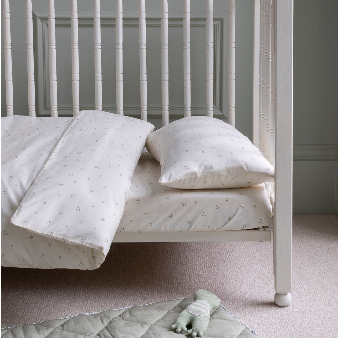 Avery Row Organic Cotton Cotbed Bedding Set - Nettle Scatter