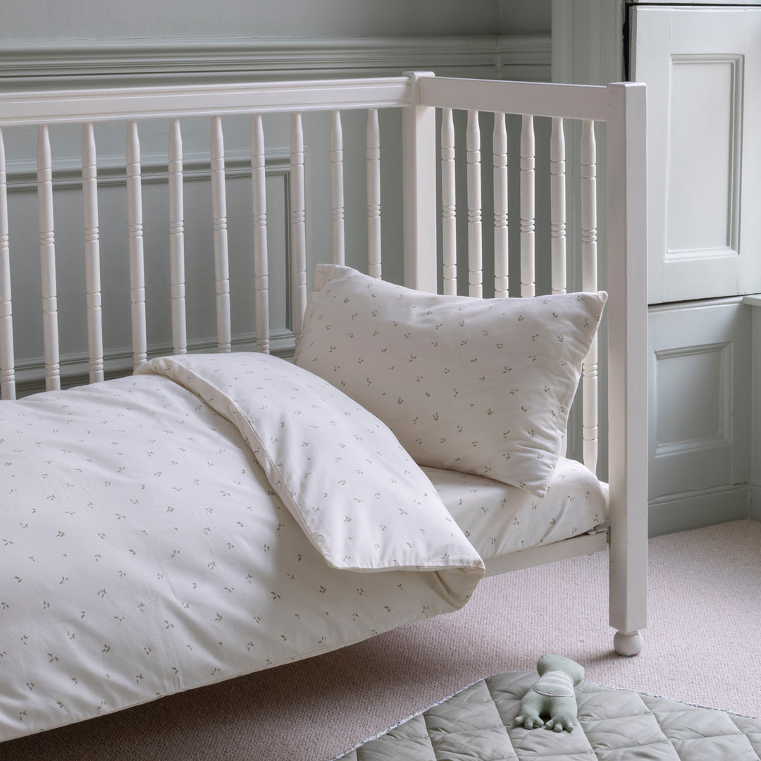 Avery Row Organic Cotton Cotbed Bedding Set - Nettle Scatter