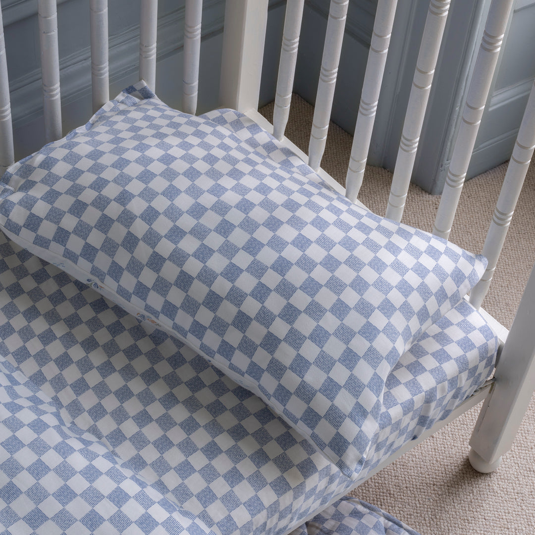 Avery Row Organic Cotton Cotbed Bedding Set - Waves