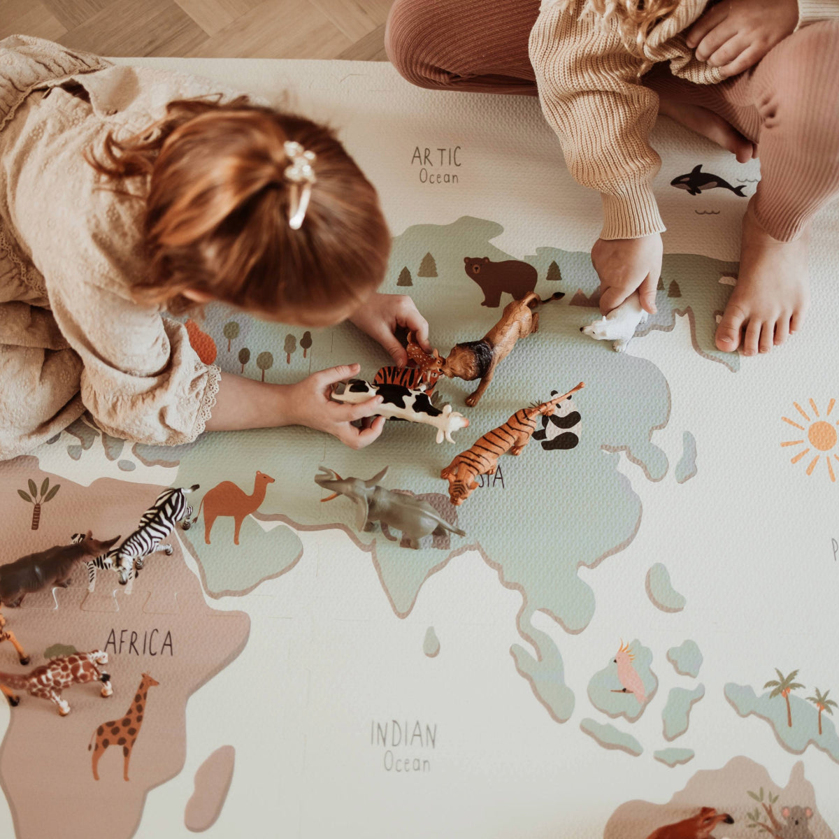 Play & Go Tiloo Foam Puzzle Tile Playmat - World Map