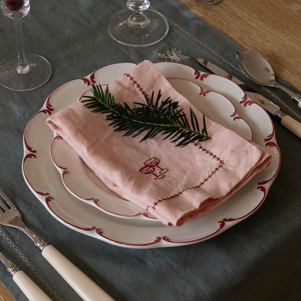 Avery Row Embroidered Linen Napkins, Set of 2 - Plaster Pink