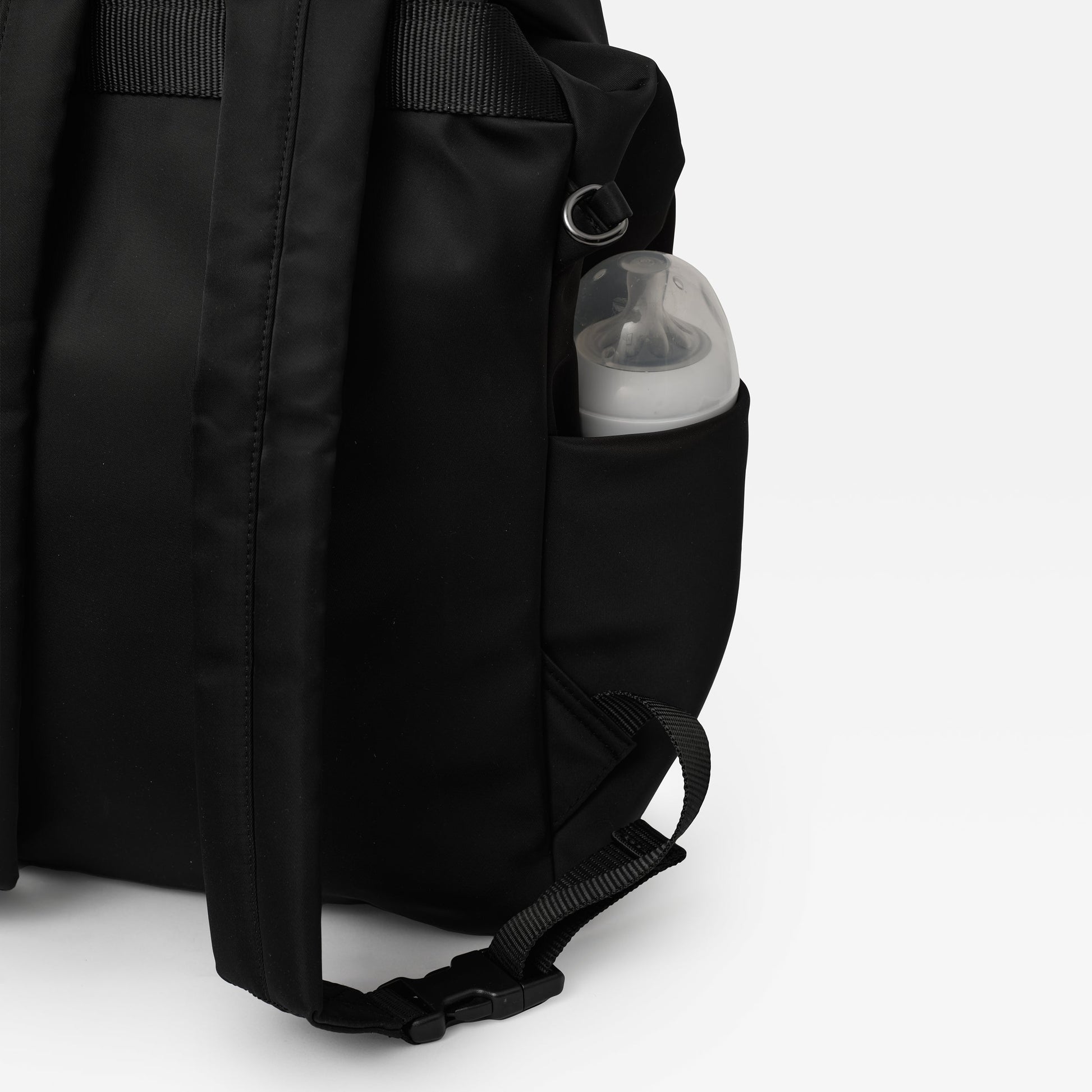 Finnsøn ELISE Eco Changing Backpack with Changing Mat - Black
