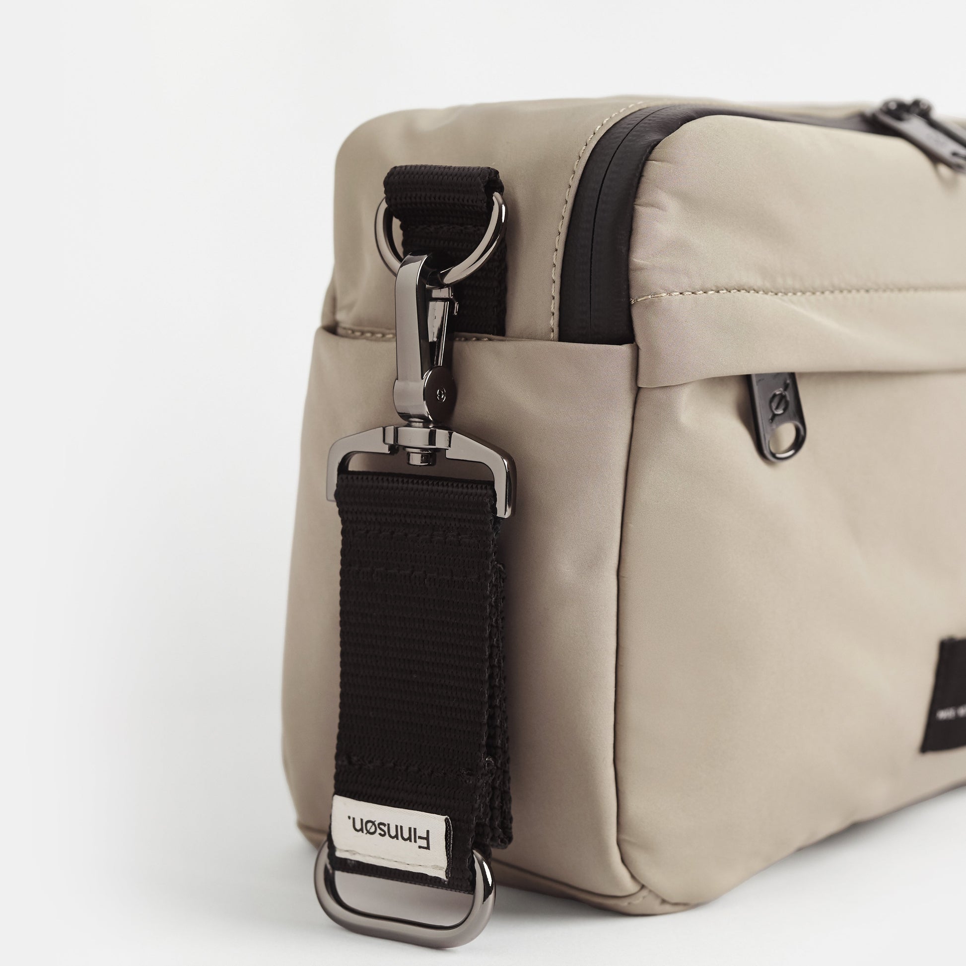 Finnsøn FRIDA Eco Stroller Organiser with Clips - Taupe