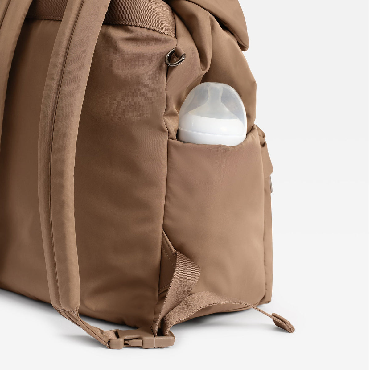 Finnsøn ELISE Eco Changing Backpack with Changing Mat - Mocha