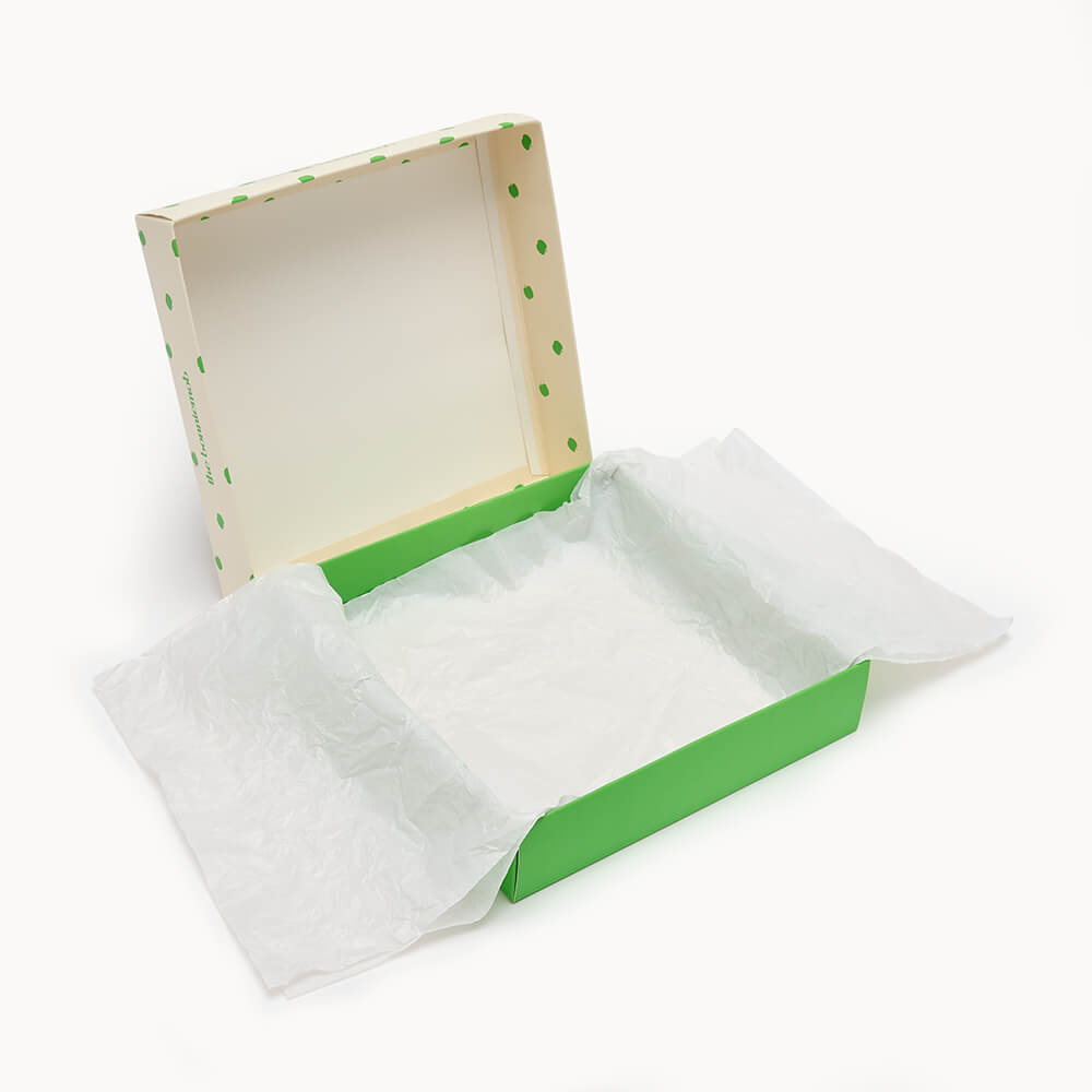 The Bonniemob Dreamy & Ditto Baby Playsuit & Muslin Swaddle Gift Box