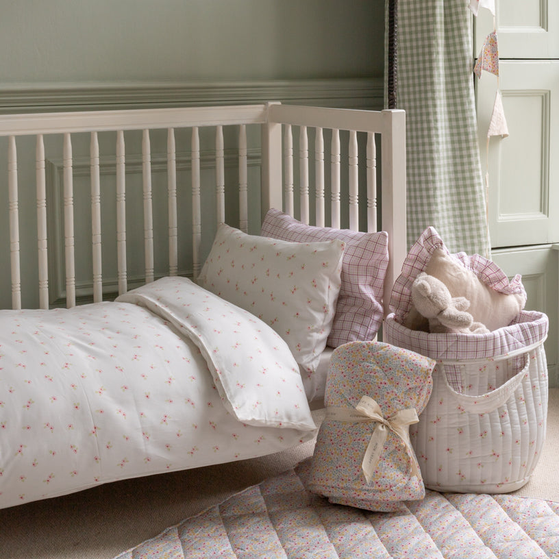 Avery Row Organic Cotton Cotbed Bedding Set - Anemone