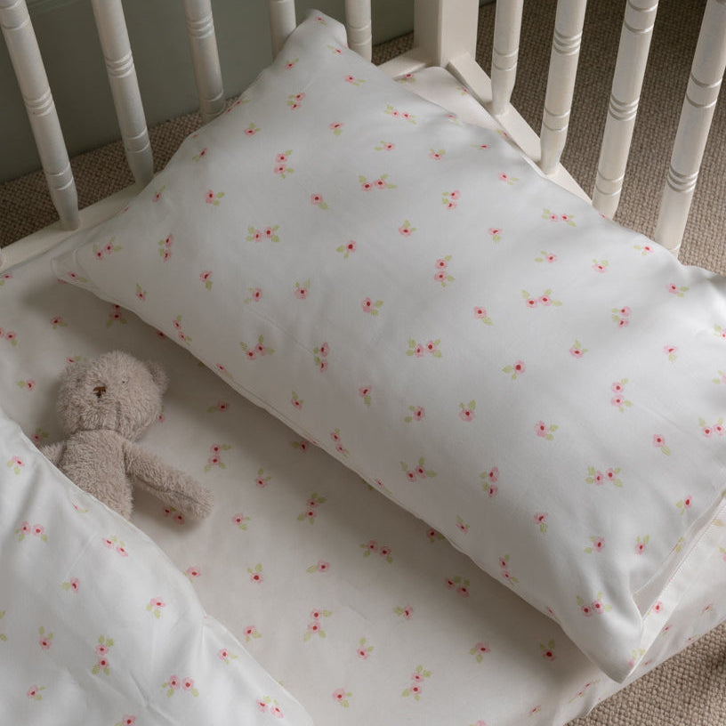 Avery Row Organic Cotton Cotbed Bedding Set - Anemone