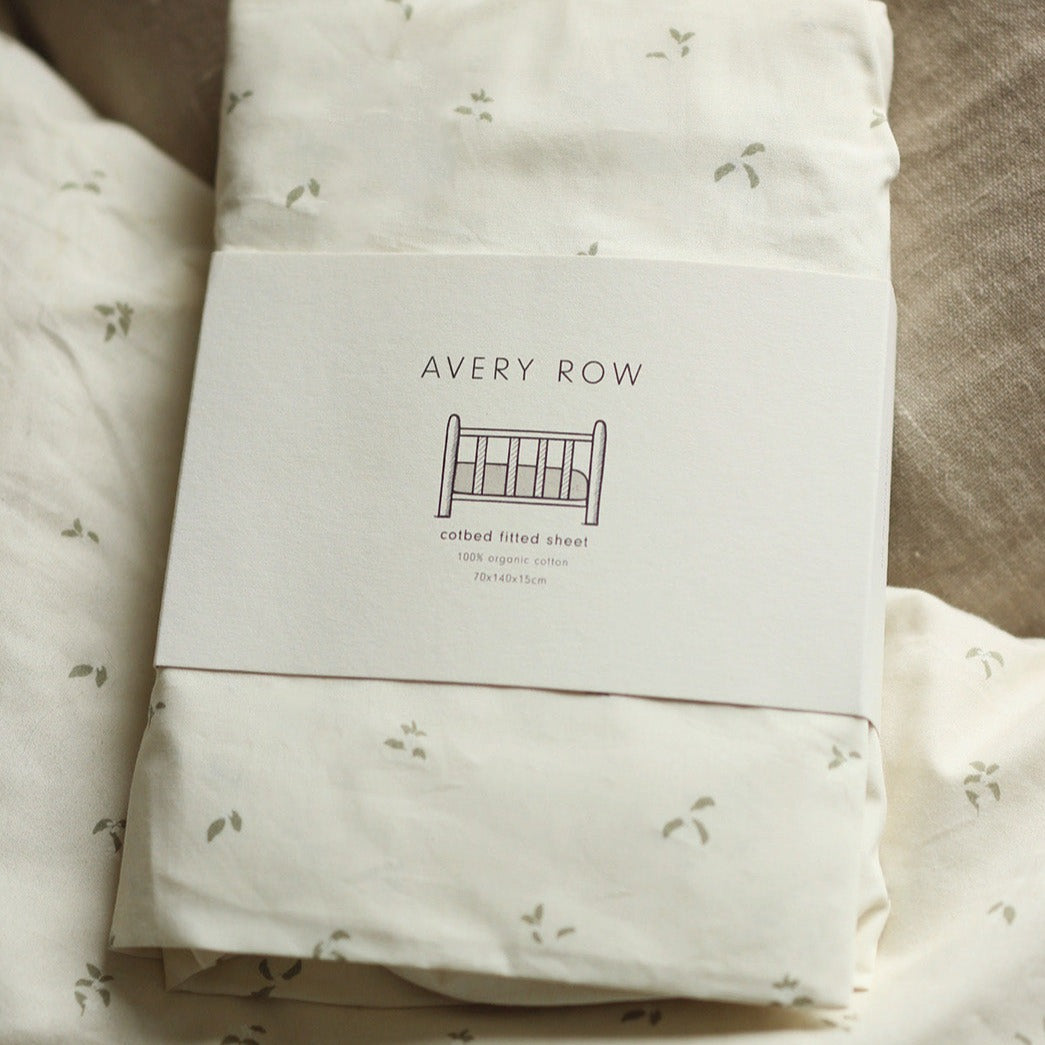 Avery Row Cotbed Fitted Sheet - Nettle Scatter