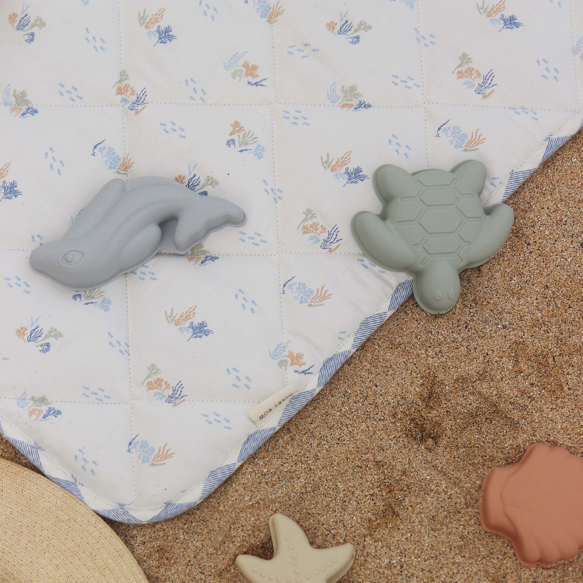 Avery Row Stay & Play Mat - Coastline