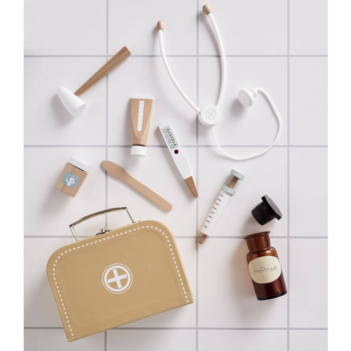 Kid's Concept Doctors Case Role Play Set - Natural