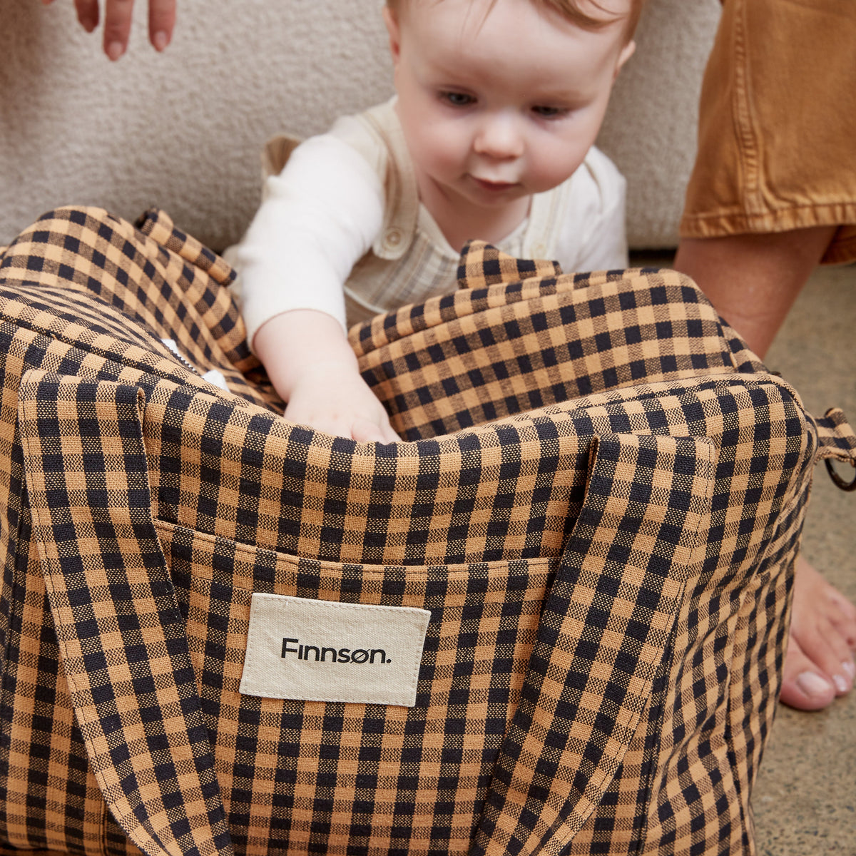 Finnsøn SANNA Changing Bag - Gingham Check