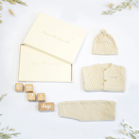 Hello Baby Personalised Baby Gift Set by The Baby Gifting Co.