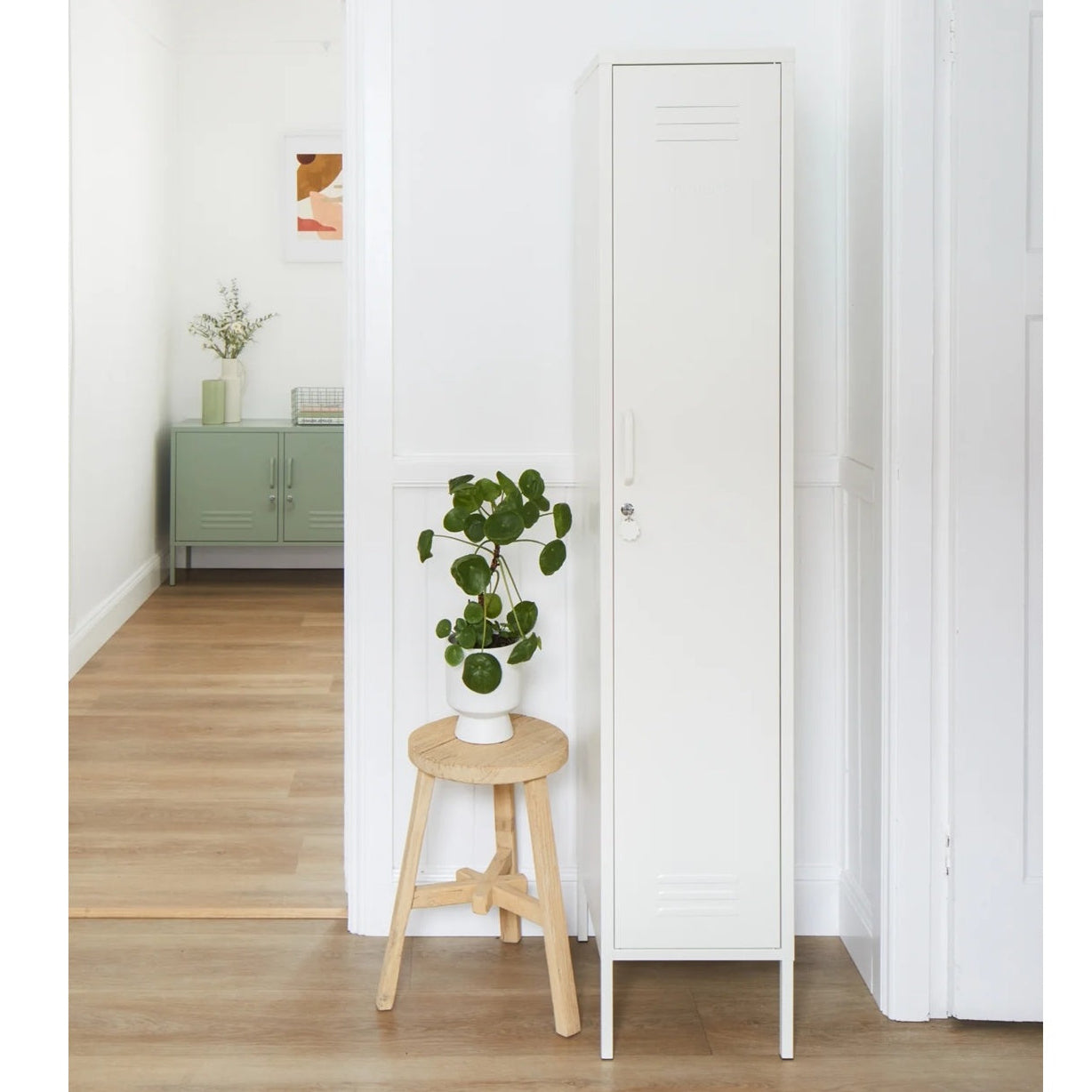 Mustard Made - The Skinny Locker