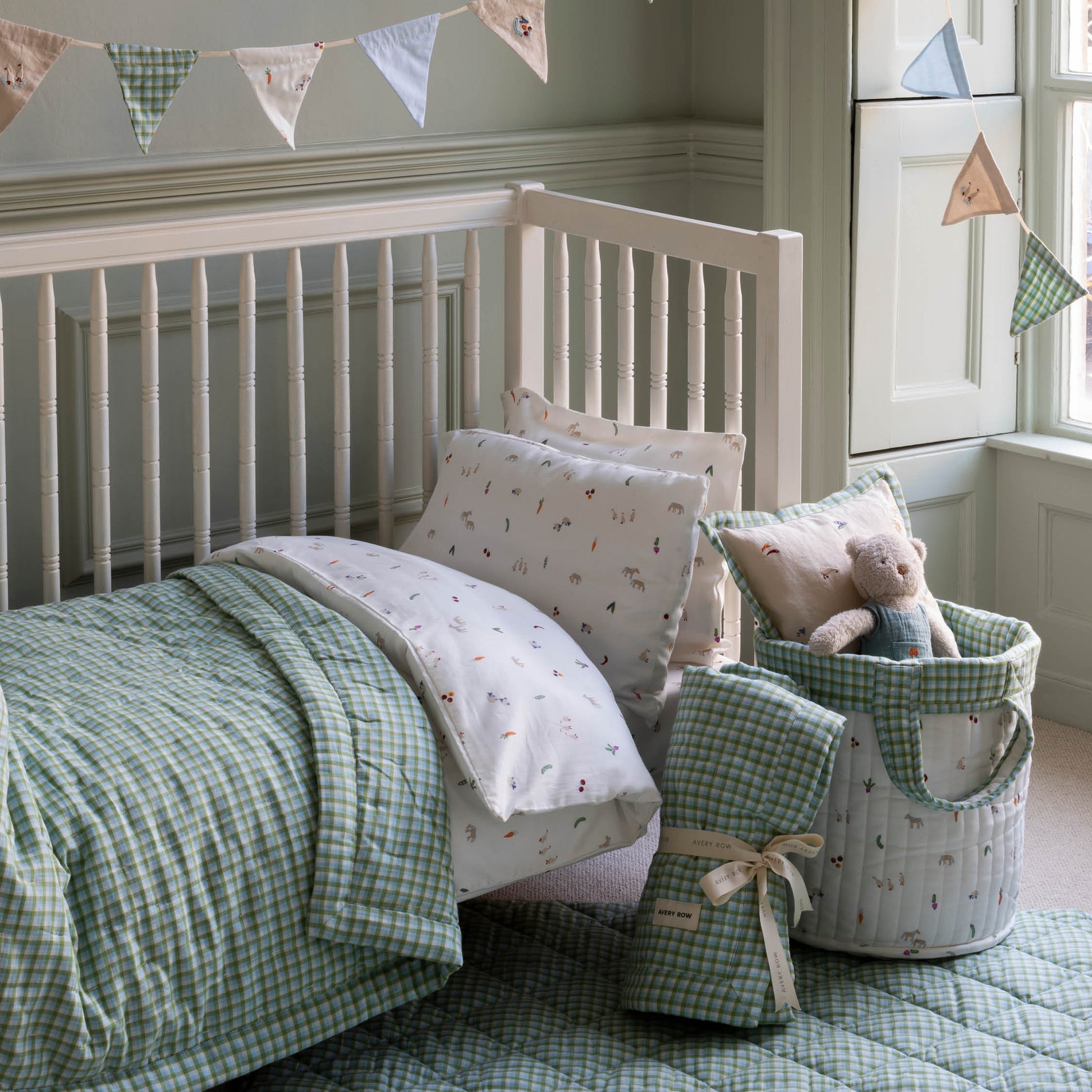 Avery Row Quilted Cotbed Bedspread  - Greenhouse Gingham