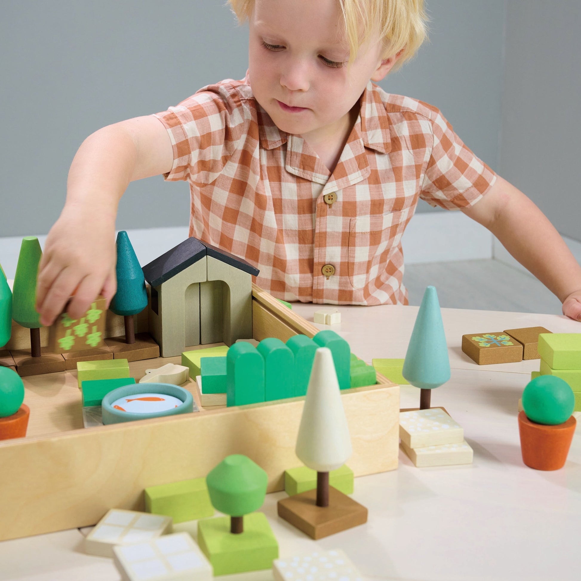 Tender Leaf Toys Wooden Little Garden Designer Playset