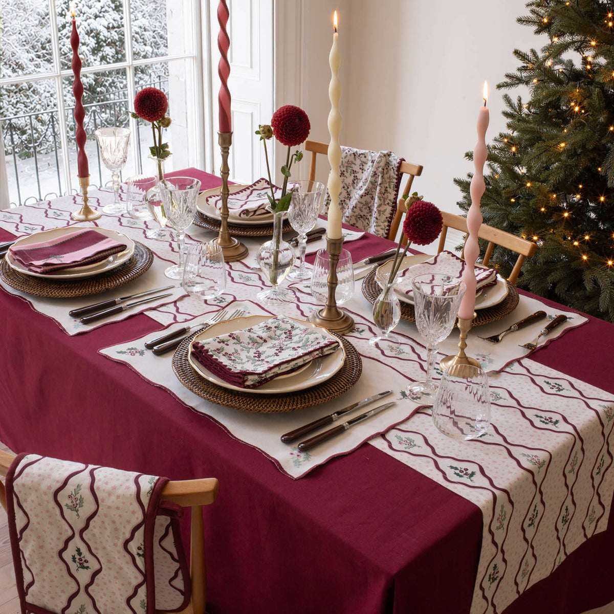 Avery Row Napkins, Set of 2 - Berry Ribbons