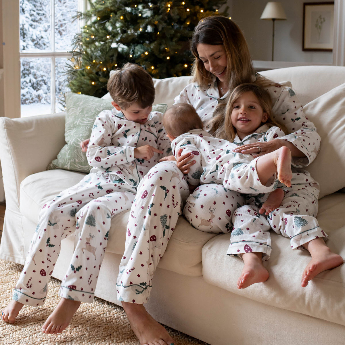 Avery Row Women's Flannel Pyjamas - Christmas Carousel