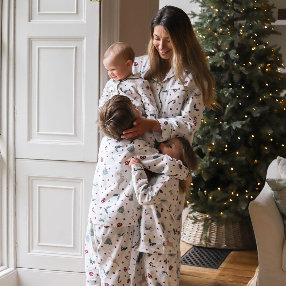 Avery Row Women's Flannel Pyjamas - Christmas Carousel