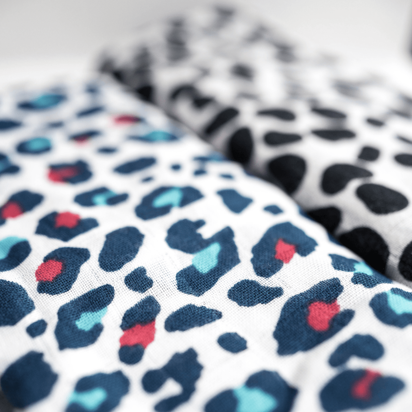 Etta Loves Organic Sensory Muslin Cloths - 2 Pk - Animal Prints