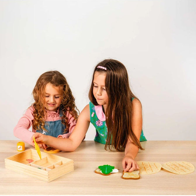 Bigjigs 30 Piece Wooden Toy Deli Set