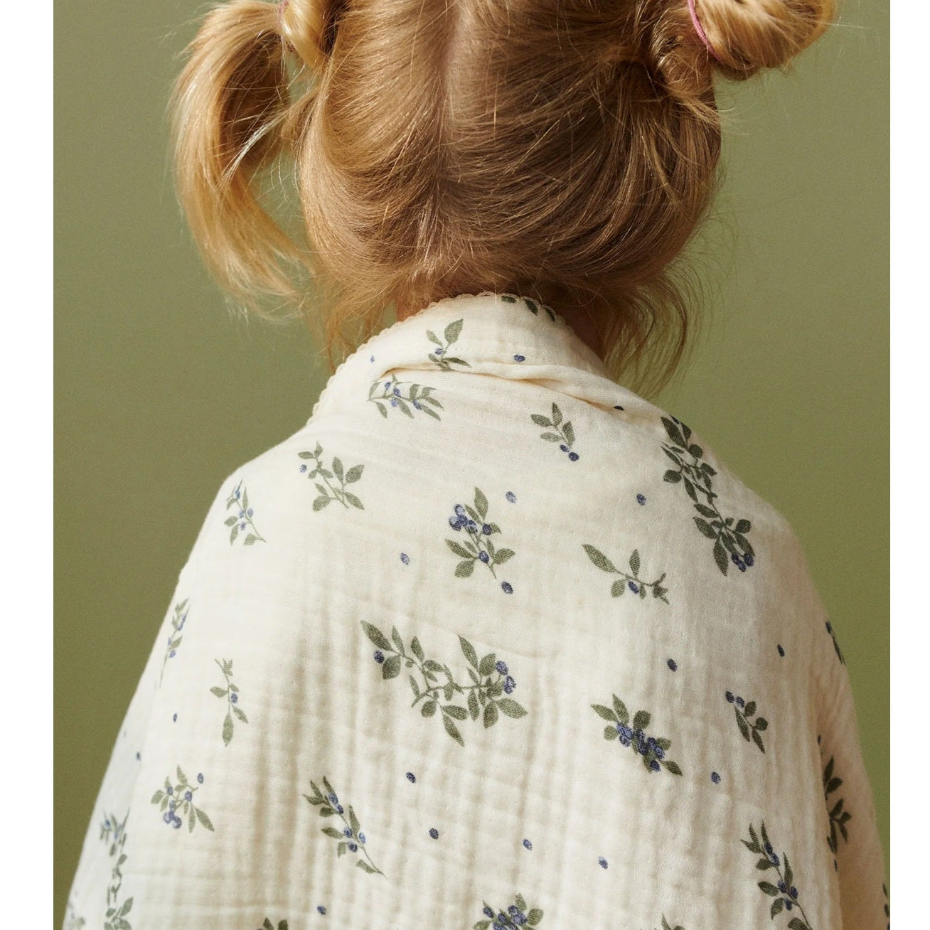 Dear April Murray Organic Muslin Swaddle - Blueberries