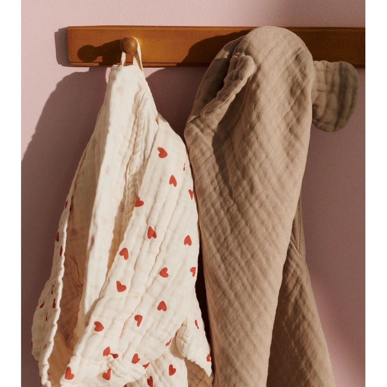 Dear April Organic Muslin Baby Towel - Little Mouse