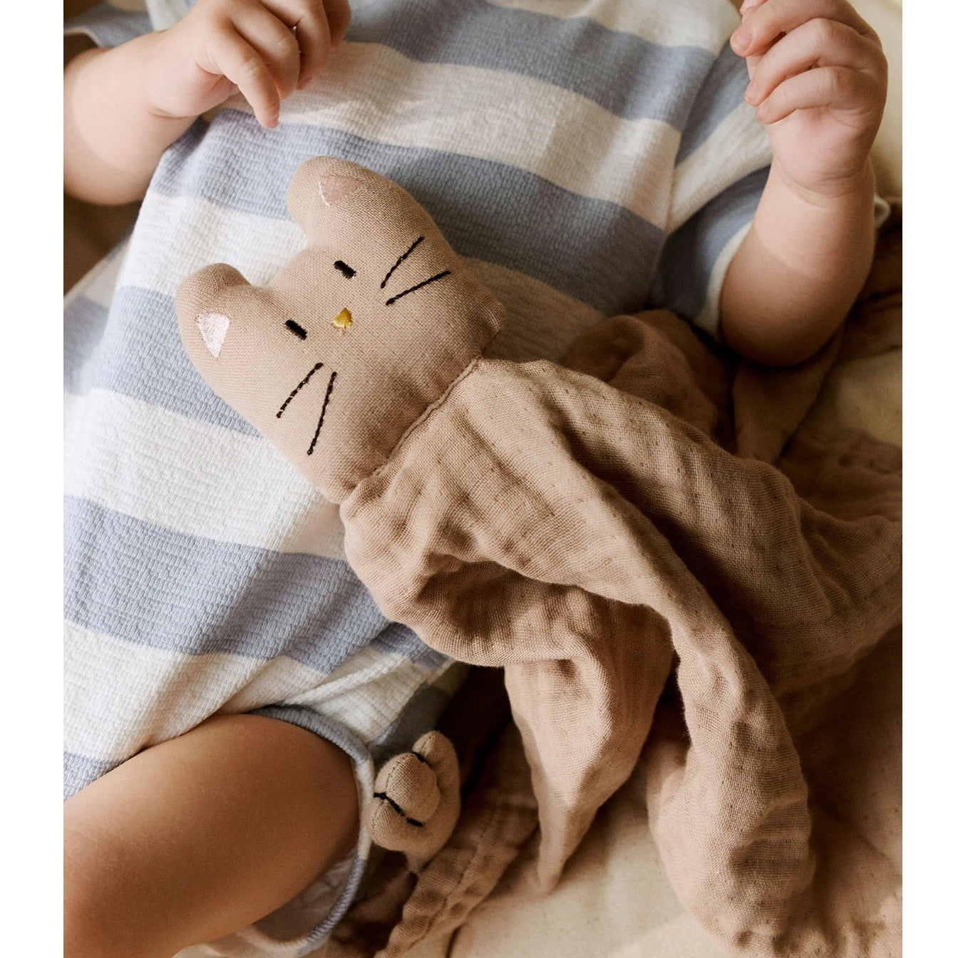 Dear April Kitty Organic Muslin Cuddle Cloth - Little Mouse