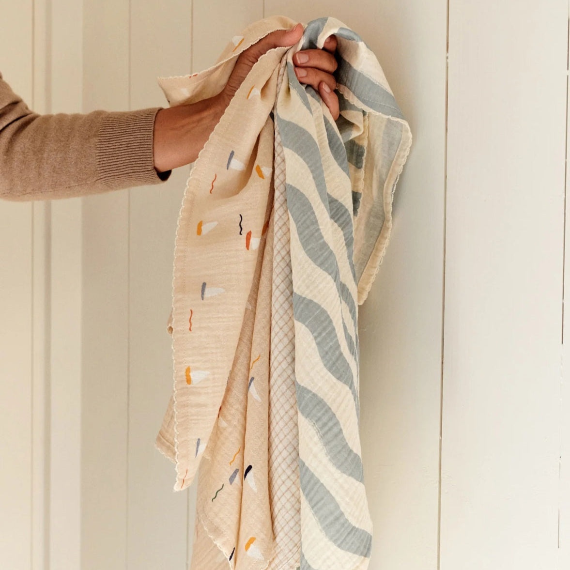 Dear April Mio 3-Pack Organic Muslin Cloths - Pond Boats