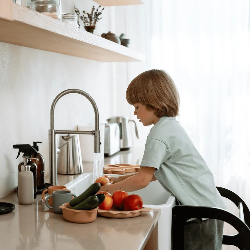 Ette Tete Step-Up Adjustable Height Helper Tower