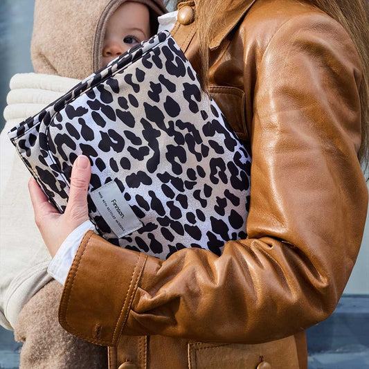 Finnsøn MAGGIE Eco Travel Changing Mat - Leopard