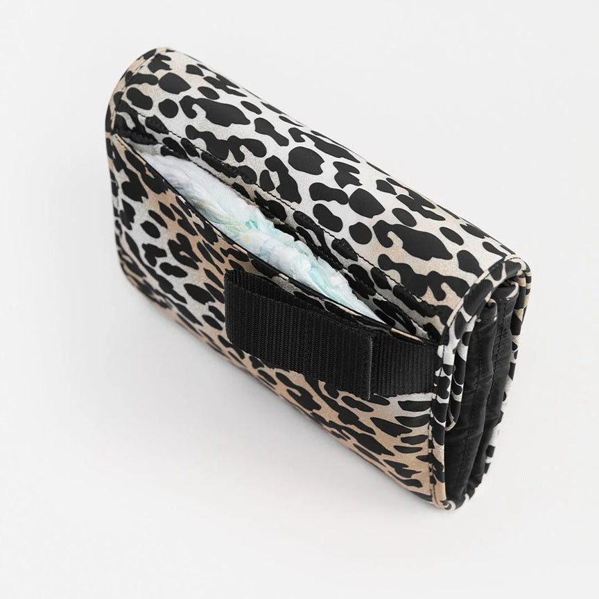 Finnsøn MAGGIE Eco Travel Changing Mat - Leopard