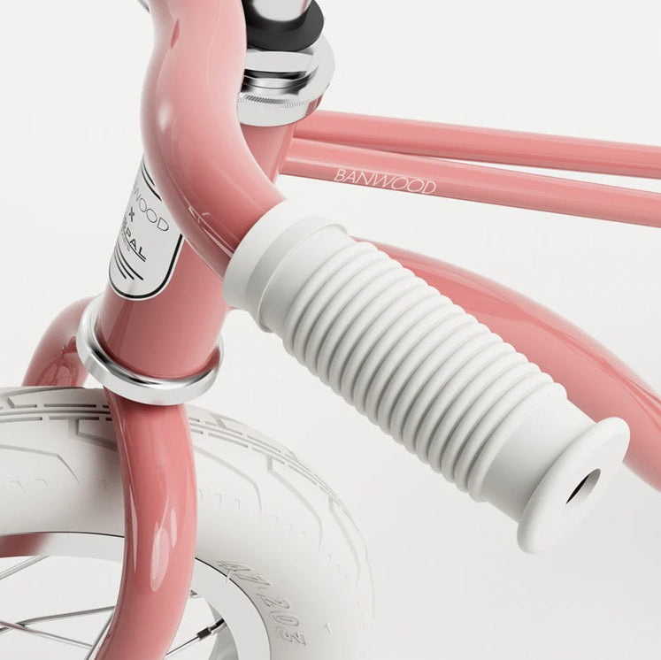 Banwood Icon Balance Bike - Rose