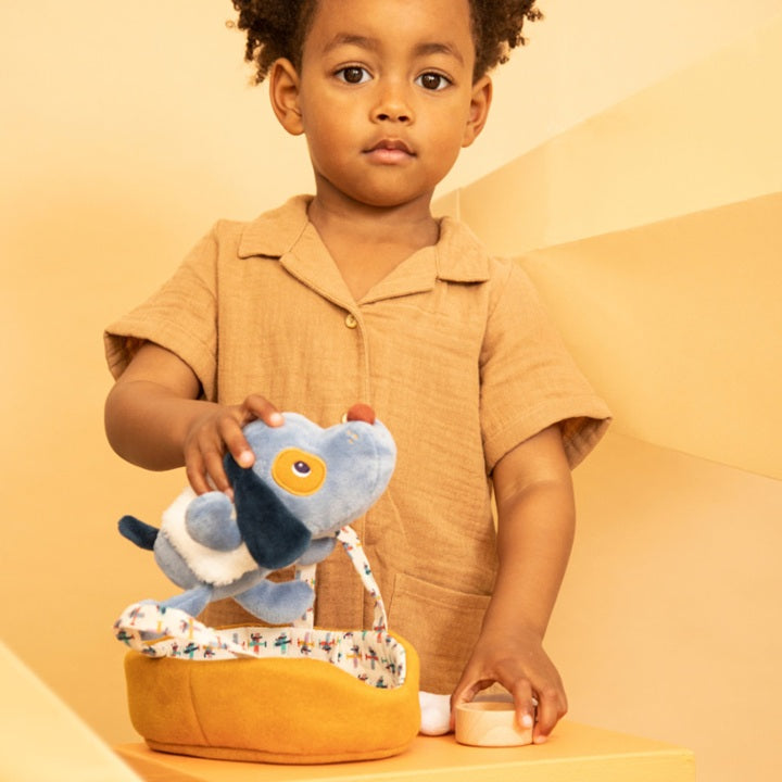 Lilliputiens Jules The Dog With His Basket