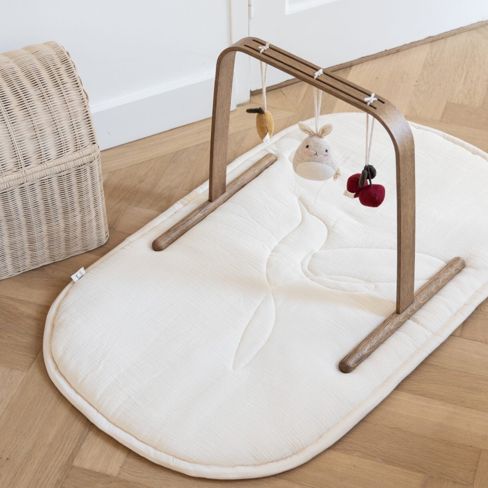 Kas Kopenhagen Baby Activity Rack - Smoked Oak – Soren's House