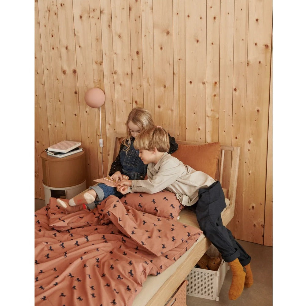 Liewood Carl Children's Bedding Set (140 x 200cm) - Horses/Dark Rosetta