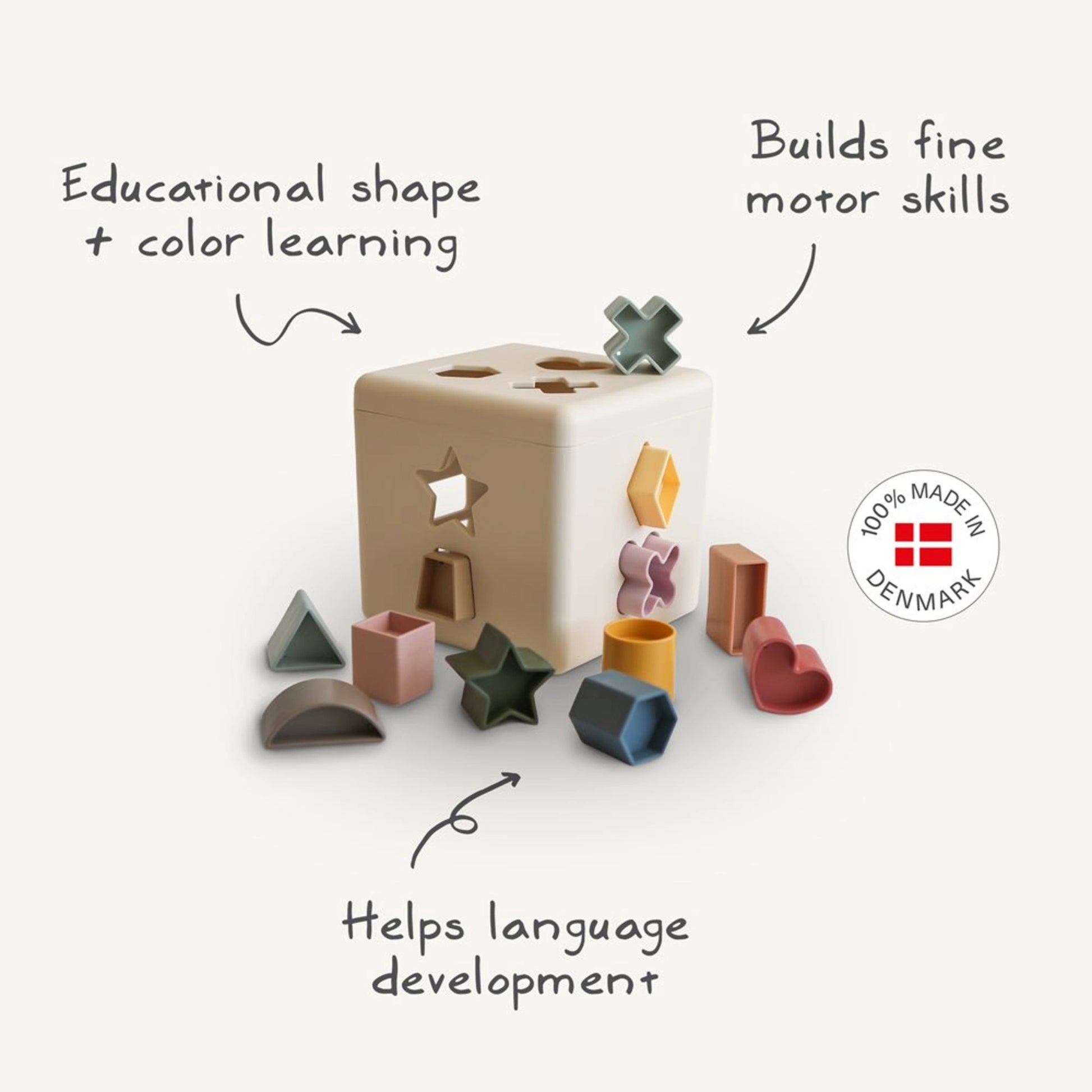 Mushie Shape Sorting Box - Original