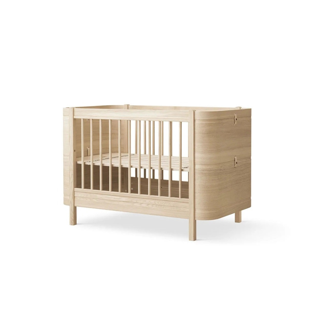 Oliver Furniture Wood Mini+ Cot Bed Incl. Junior Kit - Oak