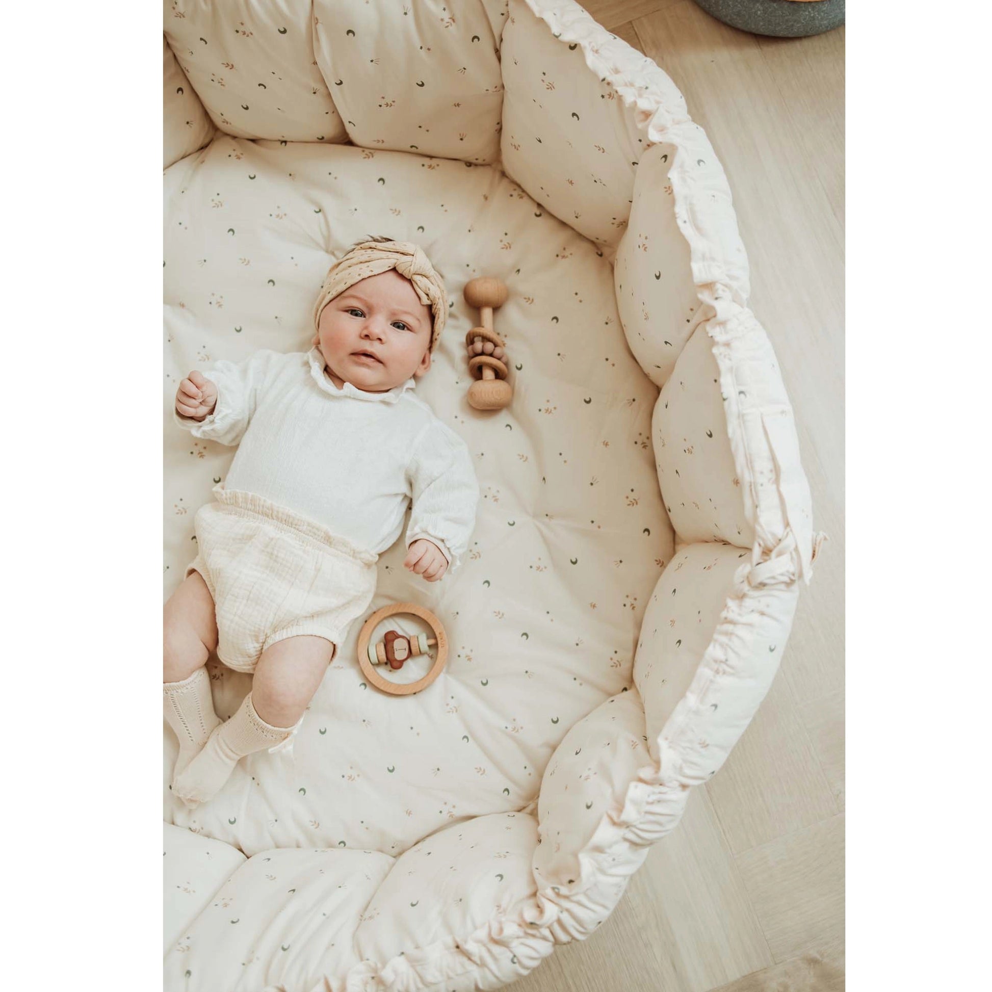 Play & Go Coco Organic Baby Playmat & Cocoon - Moon
