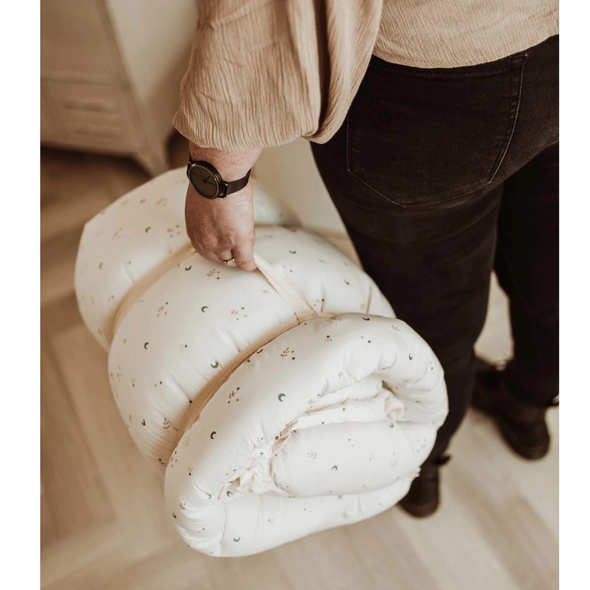 Play & Go Coco Organic Baby Playmat & Cocoon - Moon