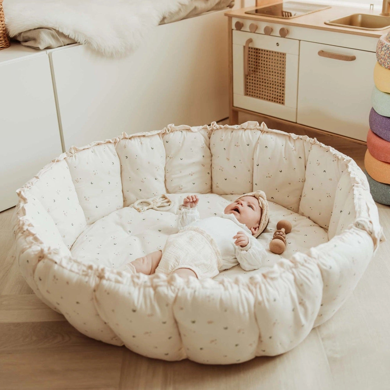 Play & Go Coco Organic Baby Playmat & Cocoon - Moon