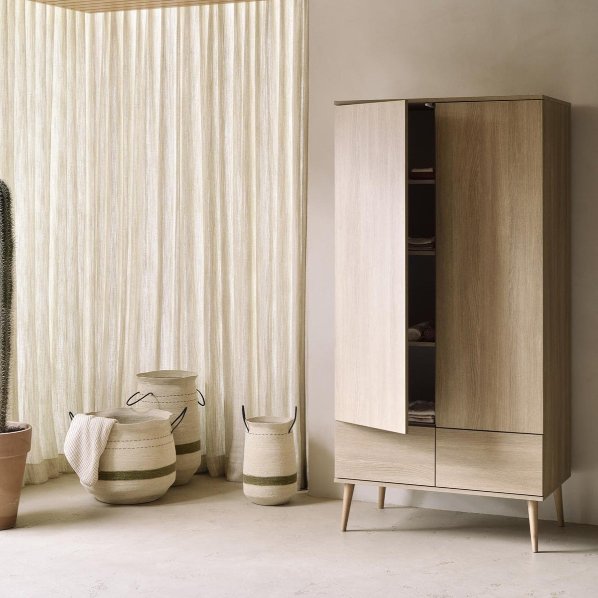 Flow Wardrobe Honey