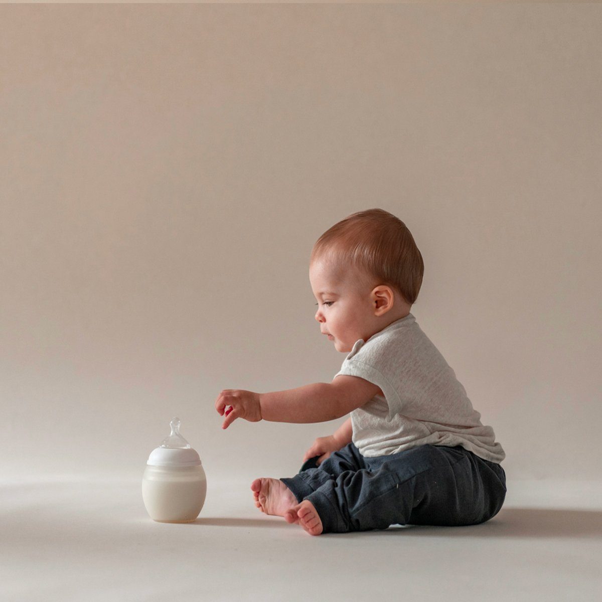 Elhee Silicone Baby Bottle - Milk  (2 Sizes)
